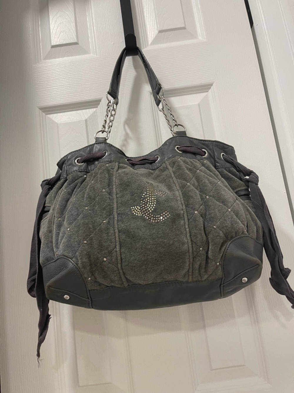 Juicy couture Quilted Gray Women's Chain-Handle Shoulder Bag